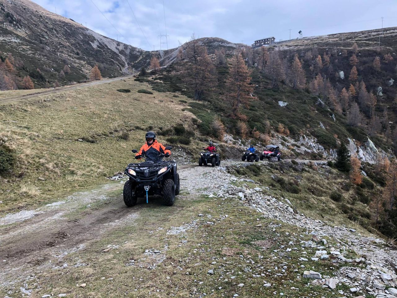 Capanna Gesero Quad Tour ganzer Tag privat ab Lostallo im Tessin