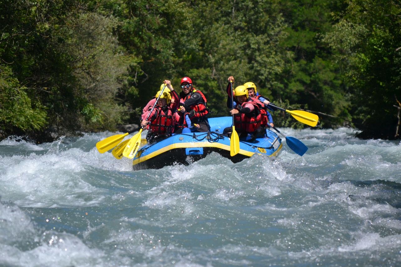 Wildwasser Rafting Lütschine Interlaken