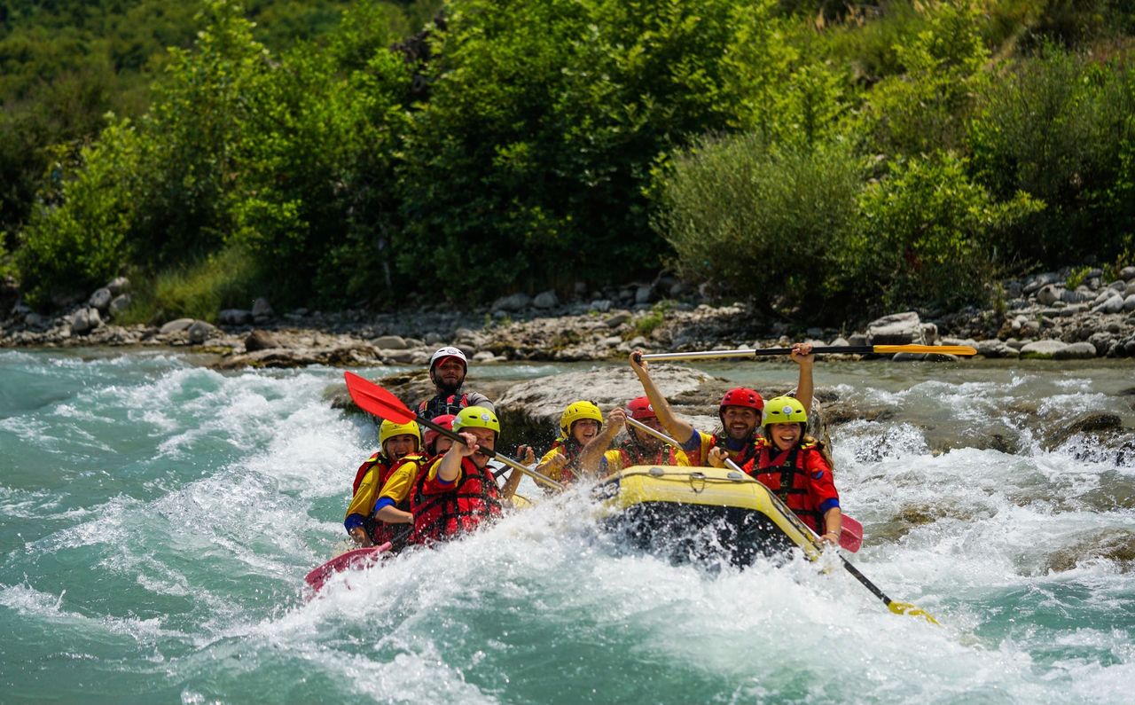Scuol und Giarsun Rafting auf dem Inn im Engadin inkl. BBQ
