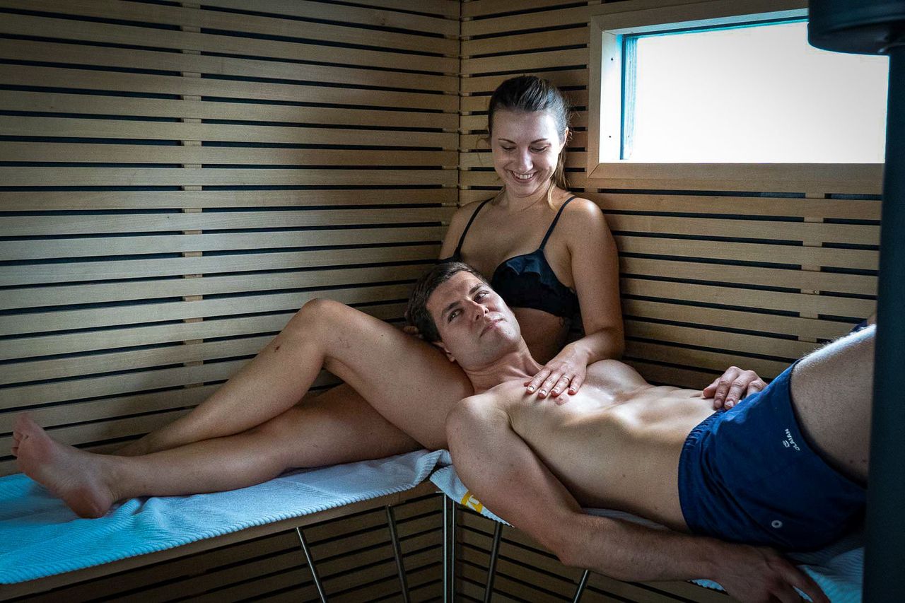 Kayak tour and sauna boat on Lake Thun
