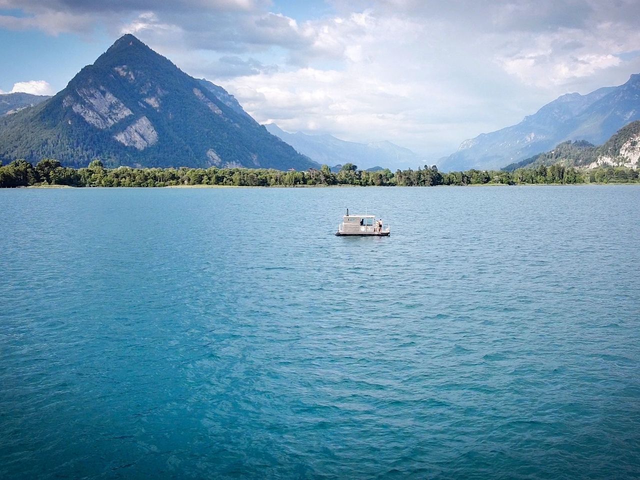 Kayak tour and sauna boat on Lake Thun