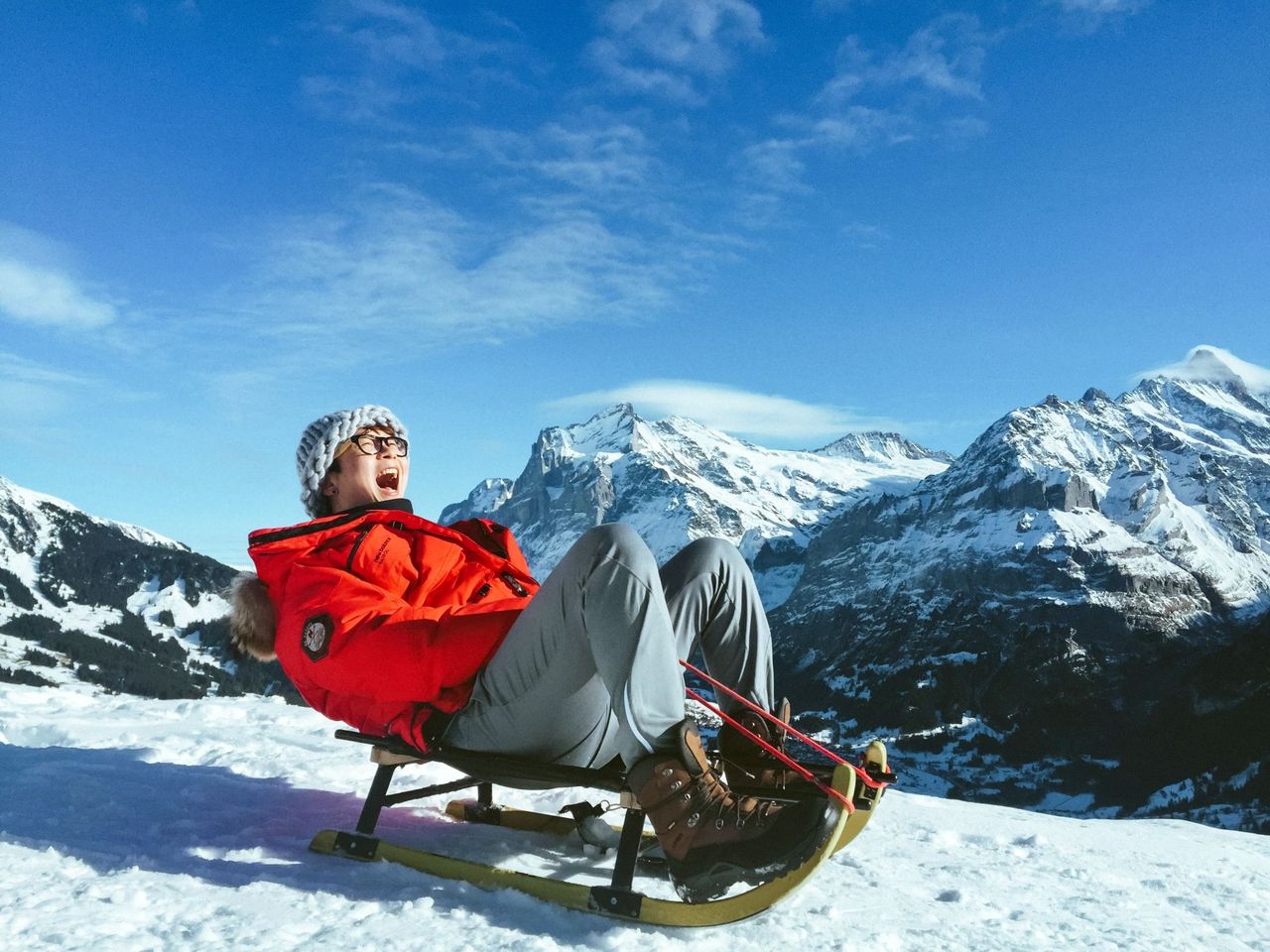 Schneeschuh- und Schlitteltour mit Käsefondue geführt 