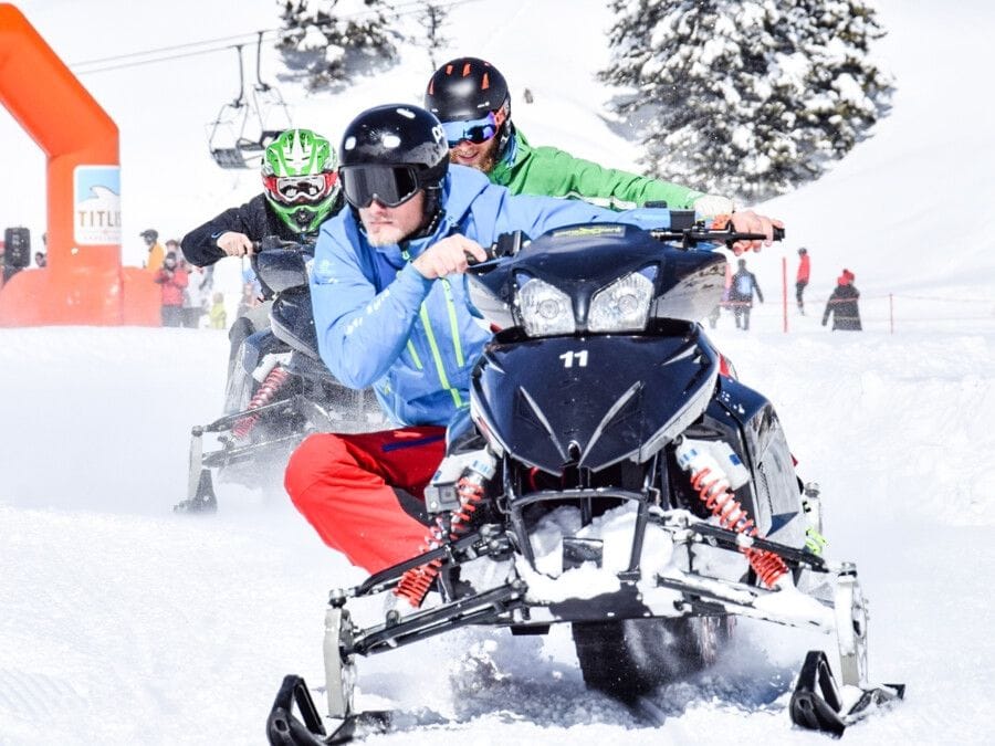Schneemobil, Moonbike und Bobsla fahren im SnowXpark Engelberg Titlis