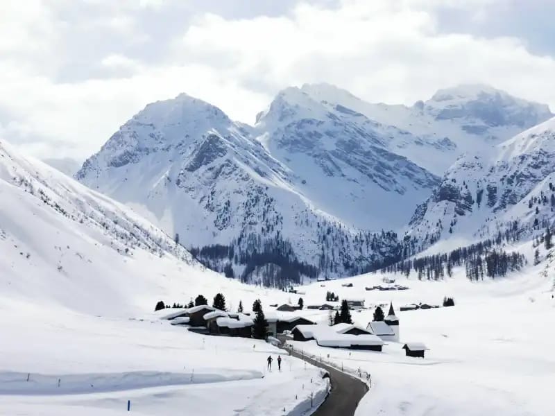 Sertigtal cross country skiing tour classic Davos for advanced skiers