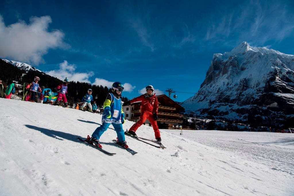 Bodmi Arena Skischule Kinder Gruppenunterricht für Anfänger