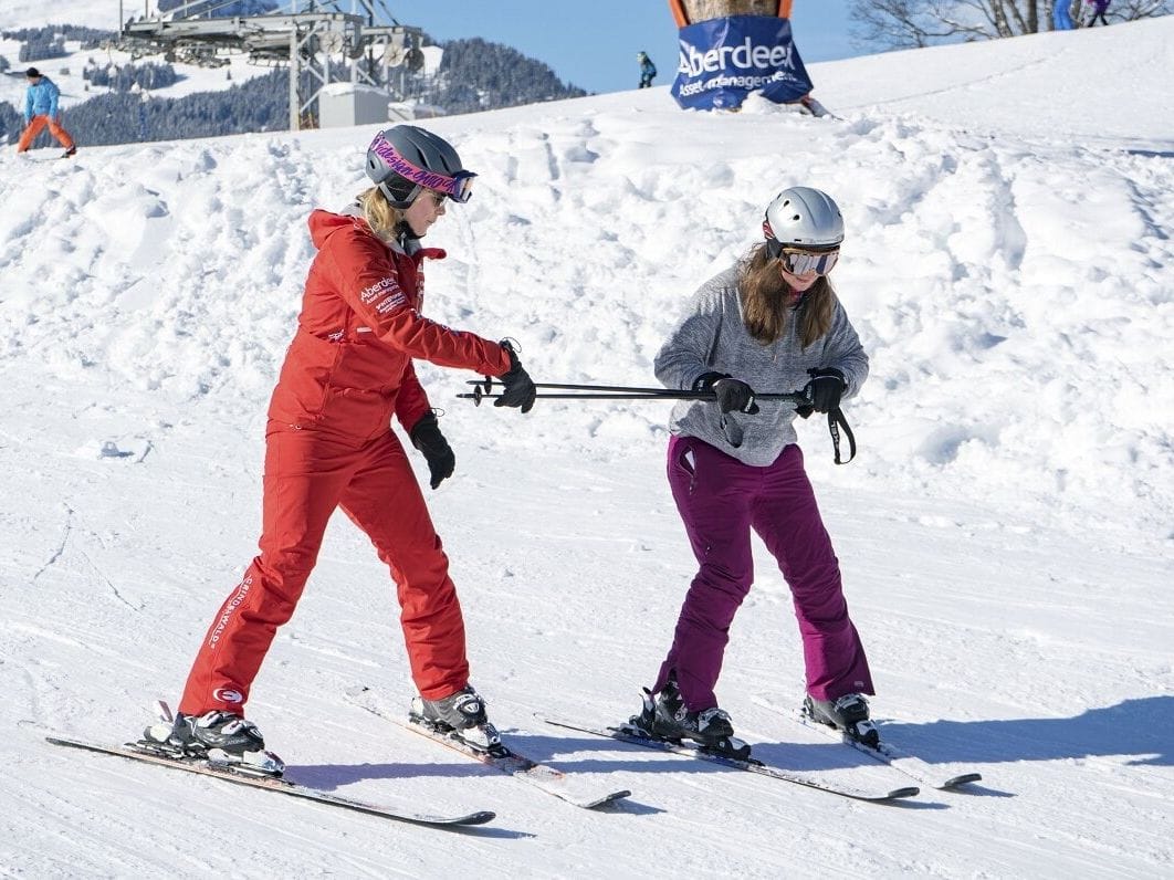 From Zurich: Day trip to Grindelwald with ski course for beginners