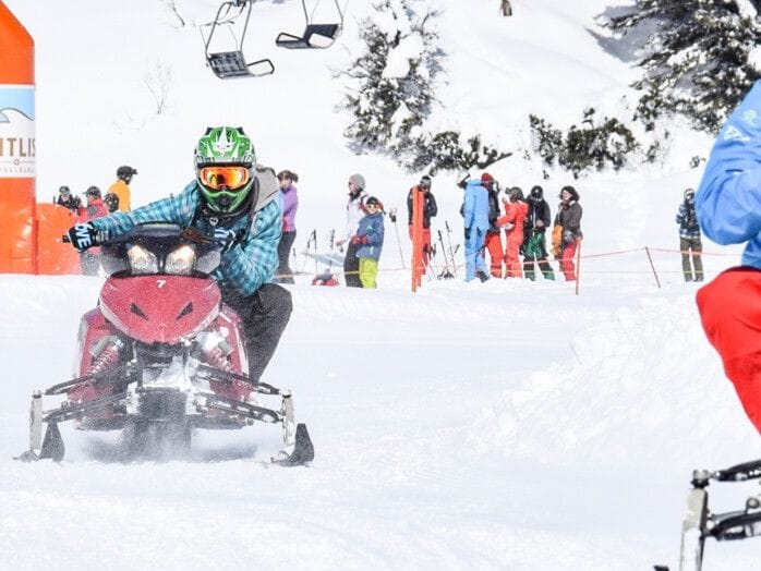 Schneemobil, Moonbike und Bobsla fahren im SnowXpark Engelberg Titlis