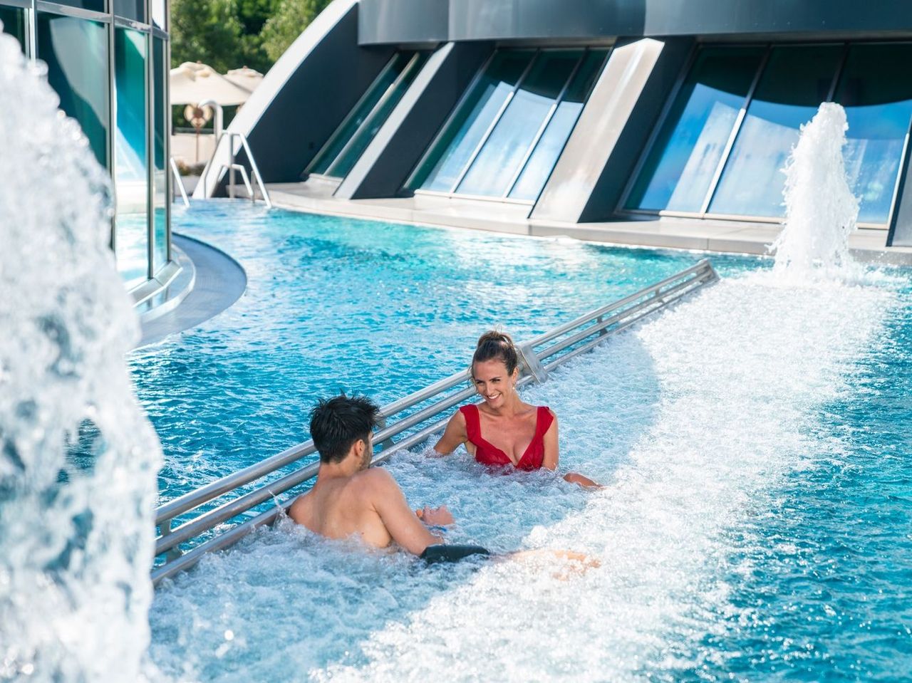 Pool und Day Spa Ticket im Splash and Spa