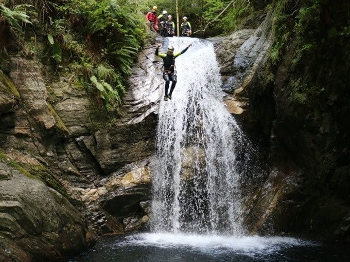 Cugnasco Canyoning für Erfahrene am Lago Maggiore