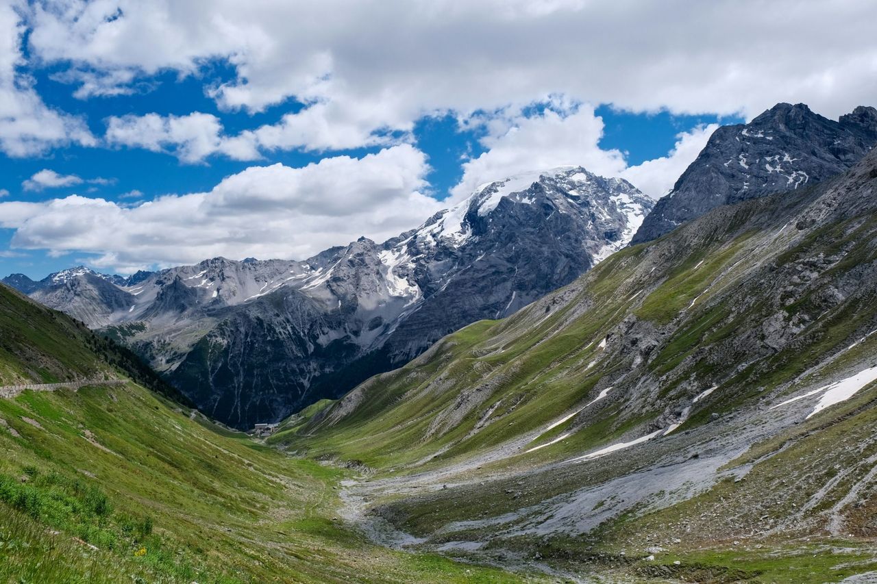Stelvio-Linie Postauto ab Müstair oder Tirano