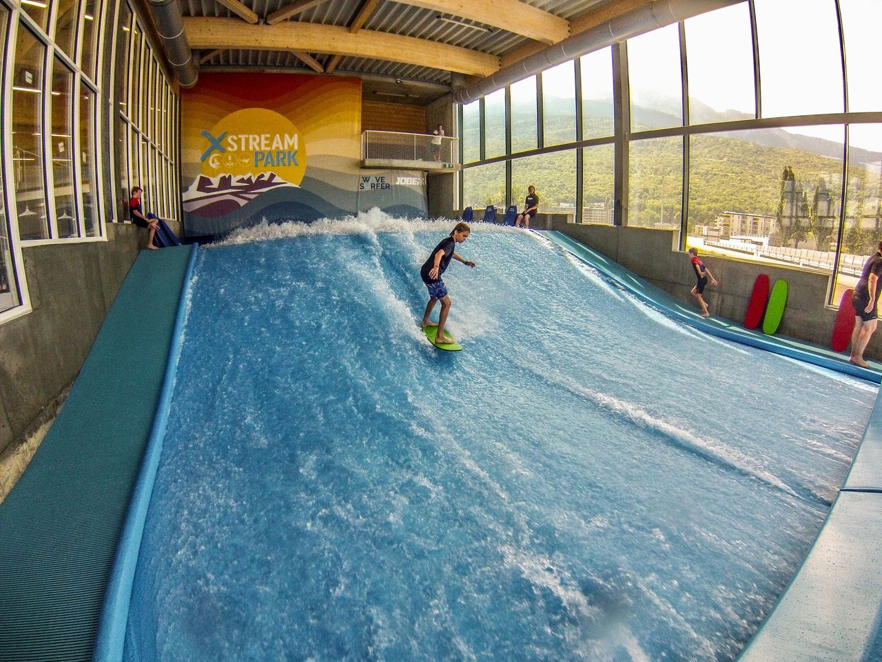 WaveSurf Xstream Park Ticket für eine Stunde