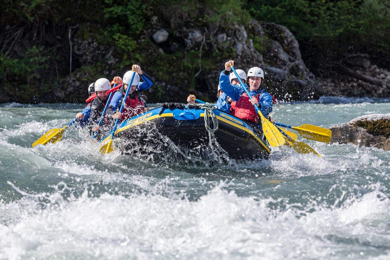 Rafting Tour Vorderrhein mit Grillplausch