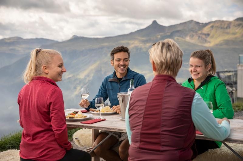 Kulinarische Wanderung “Höhen-Route Flumserberg” mit Rodelbahn oder Sesselbahn Chrüz