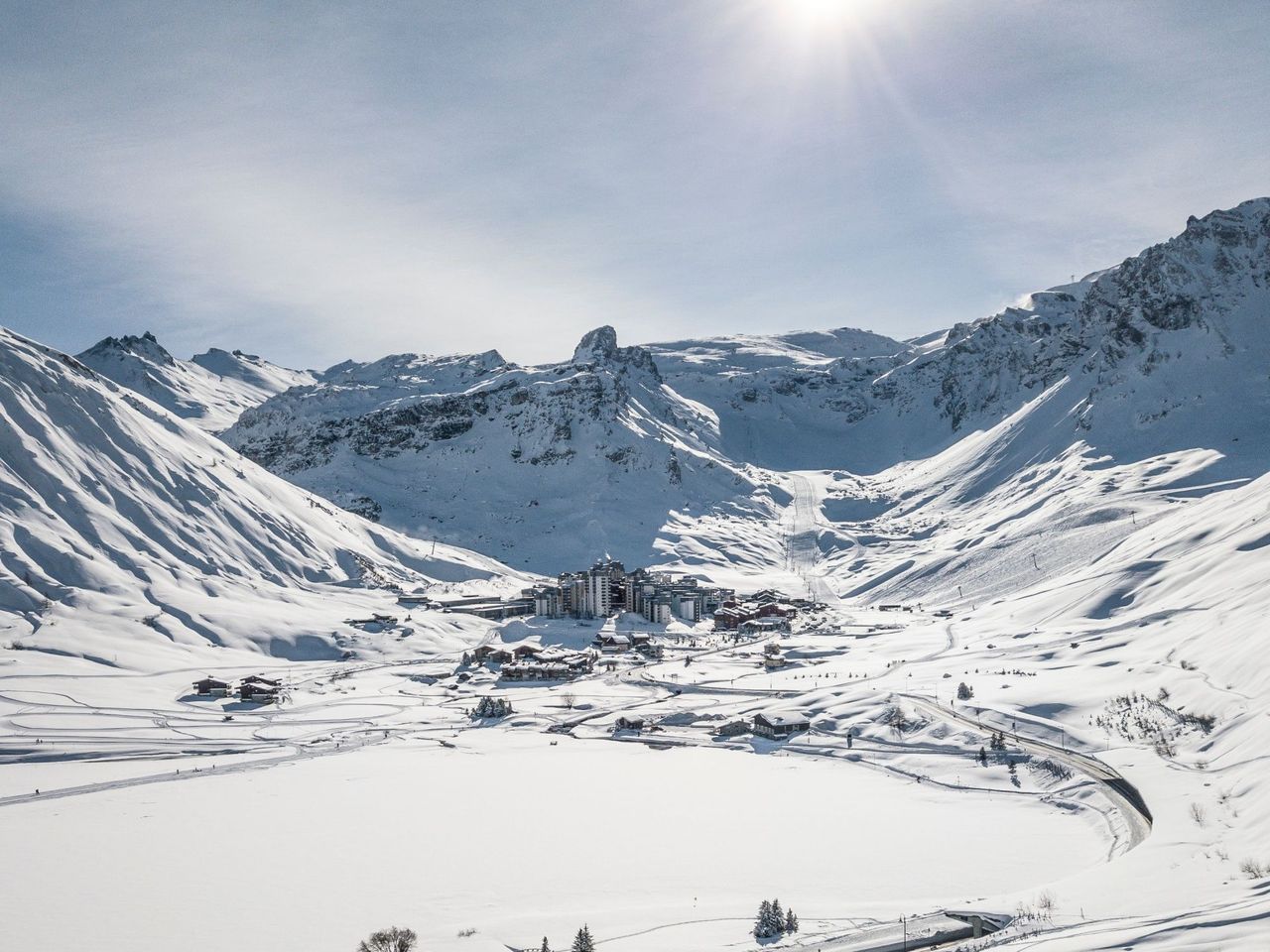 From Geneva or Geneva Airport: transfer to popular places in the French Alps
