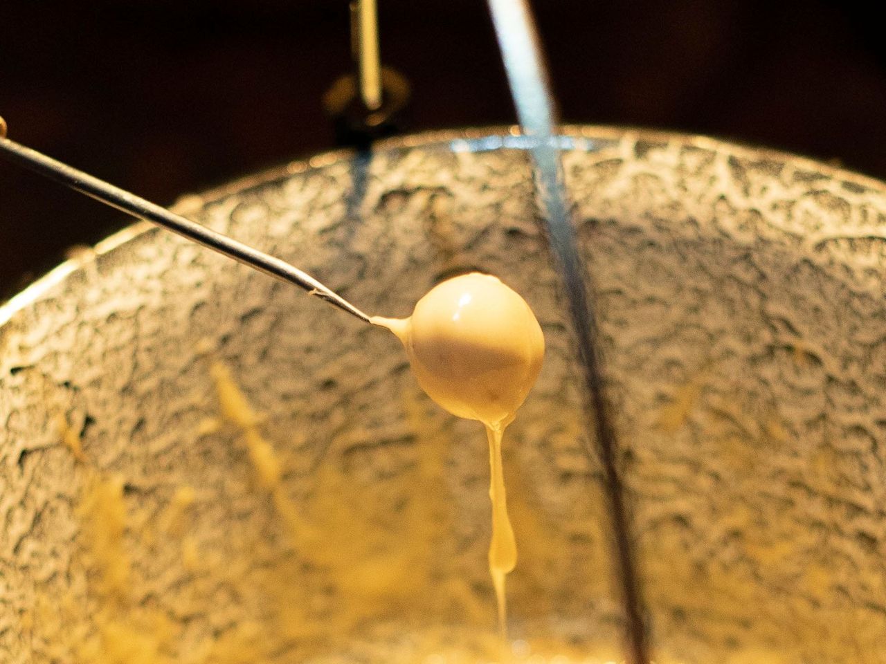 Outdoor Fondueplausch in Zermatt Erlebnis für Gruppen unter den Sternen