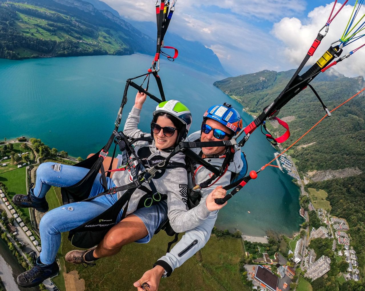 Urmiberg Gleitschirmfliegen Vierwaldstättersee Region