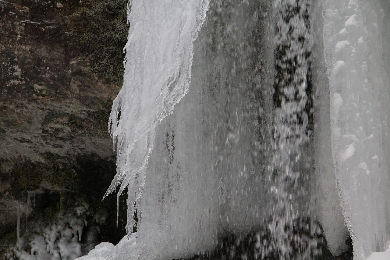Winter hike snow, ice and geology in the Jurapark Aargau