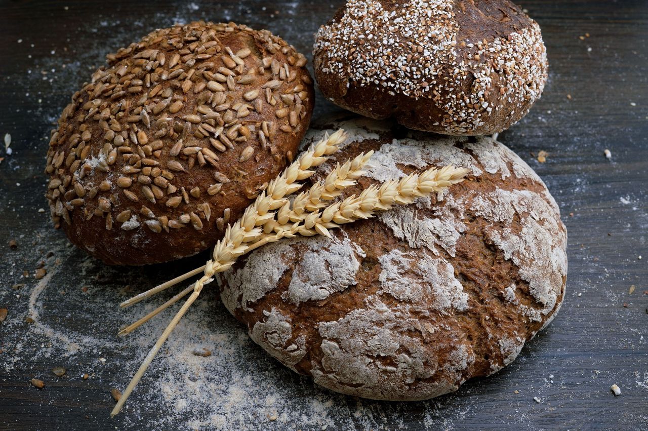 Bread baking guided tour and course in Val Müstair
