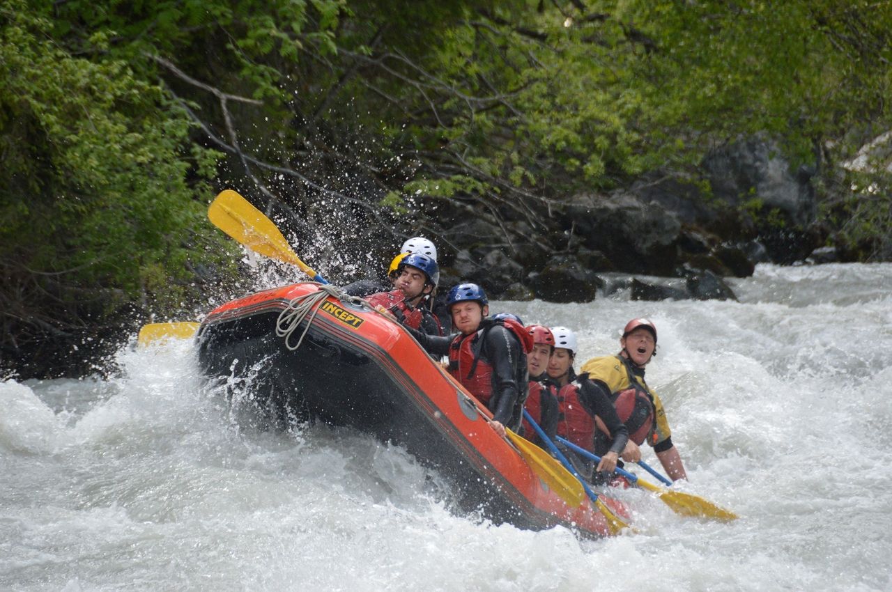 Scuol und Giarsun Rafting auf dem Inn im Engadin inkl. BBQ