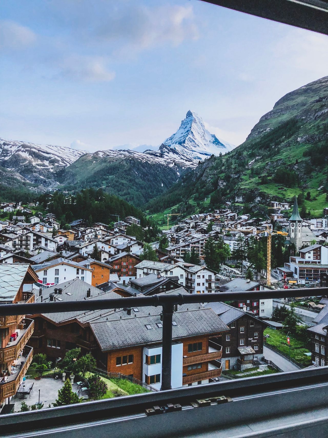 Bahnticket zwischen Zürich Flughafen und Zermatt