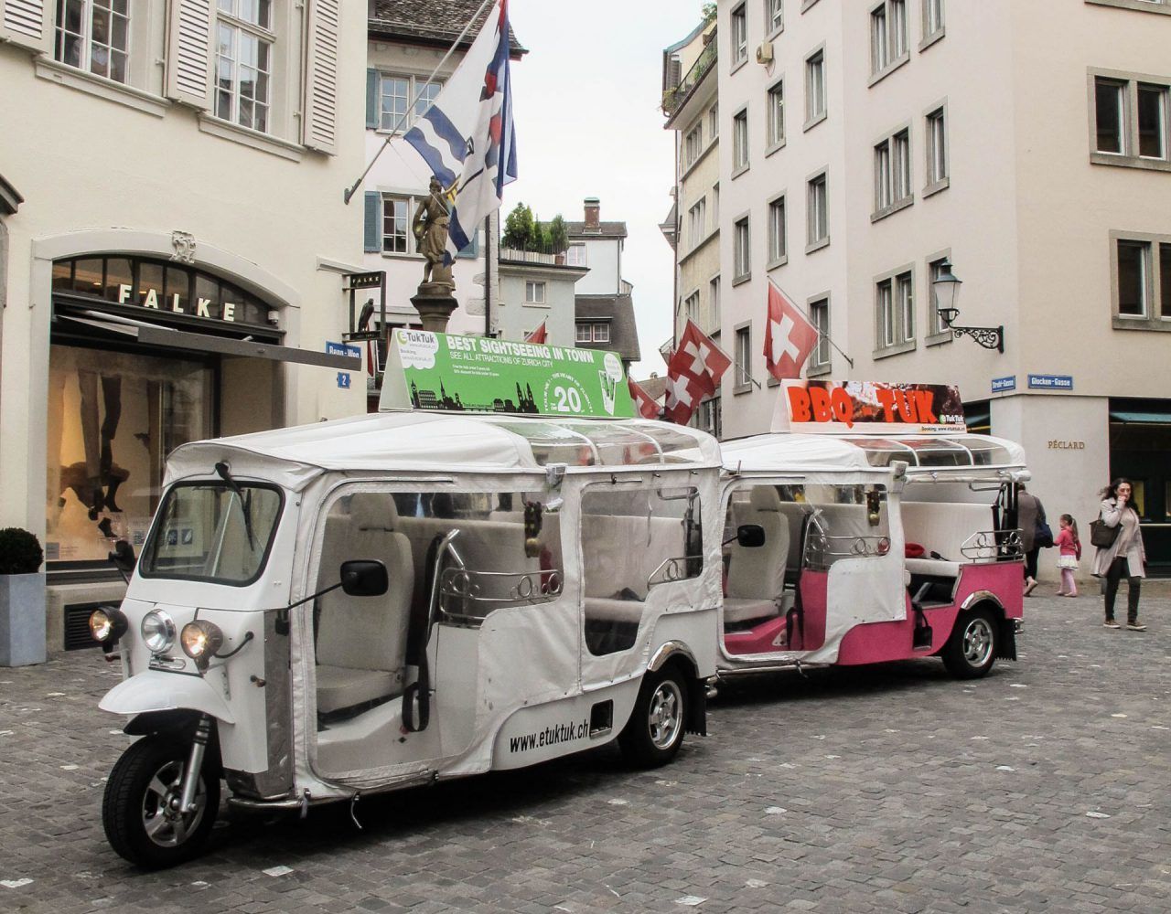Fondue-Tuk Rundfahrt in Zürich