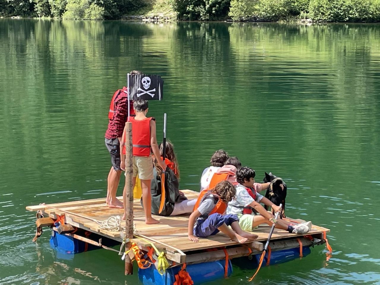 Flossbauen als Team oder Familie in Gstaad und Rougemont