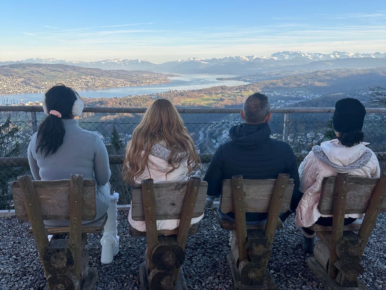 Full day in Zurich with Felsenegg cable car private tour