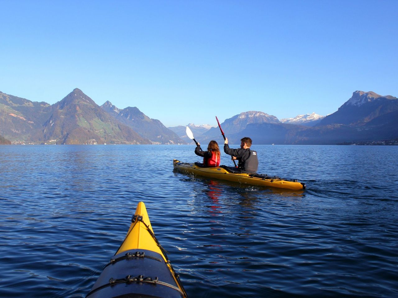 Winter Kajak Trip Vierwaldstättersee
