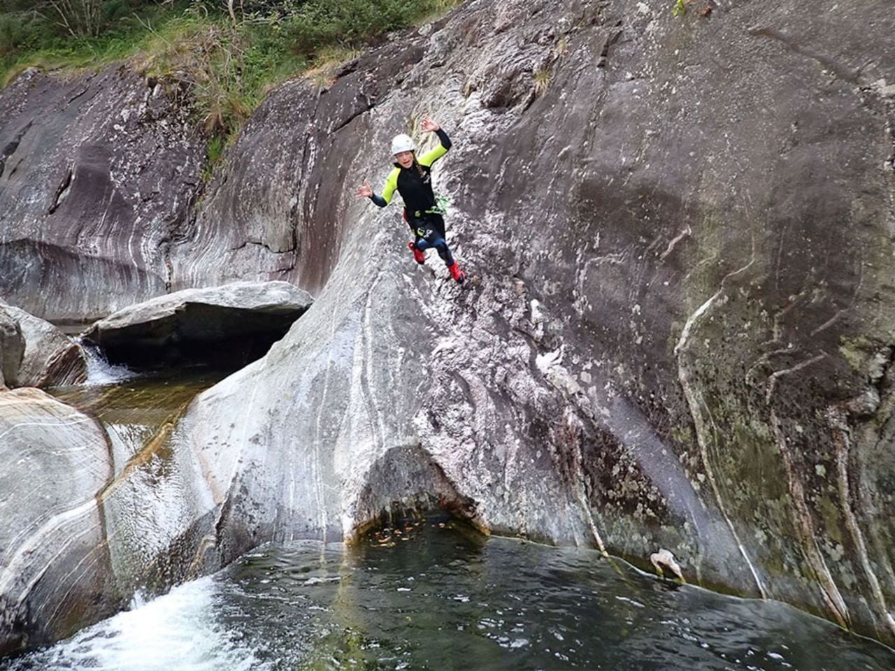 Giumaglio Canyoning pro für Fortgeschrittene ab Giumaglio