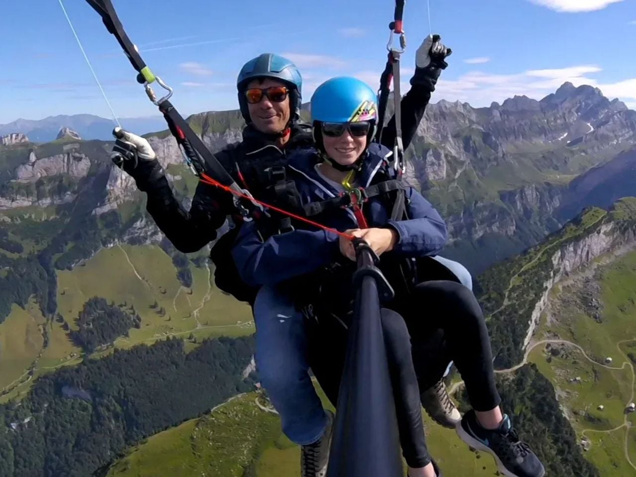 Panorama-Gleitschirmflug im Alpstein