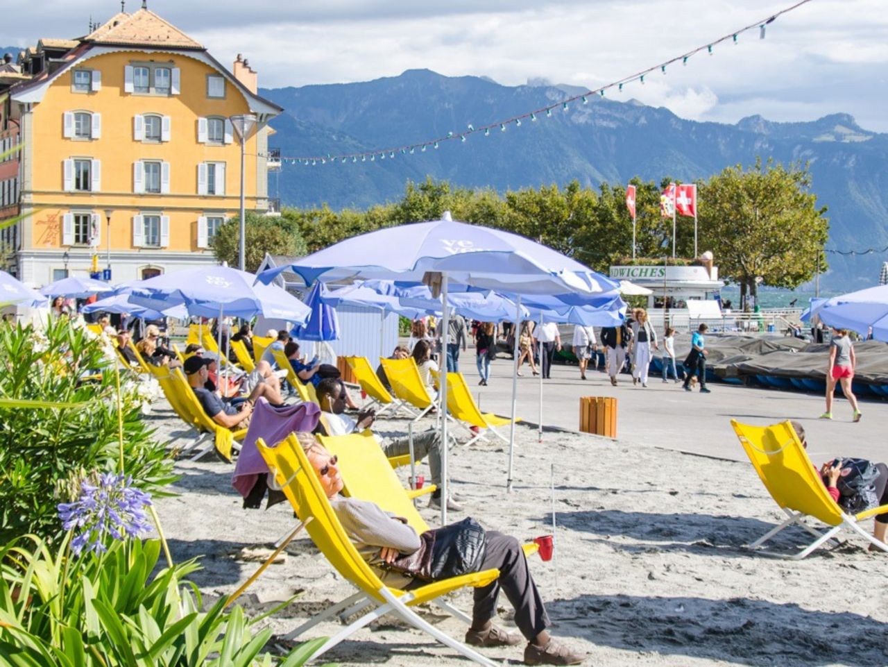Ab Bern: Privater Tagesausflug nach Montreux und Chaplin’s World
