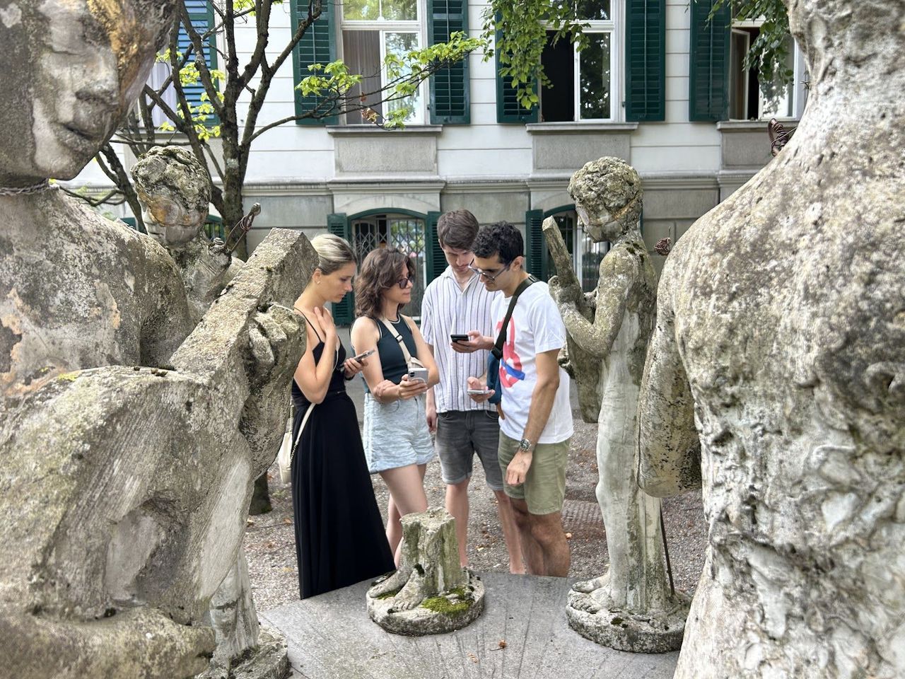 «The Locksmith's Vault», escape game en plein air à Zurich