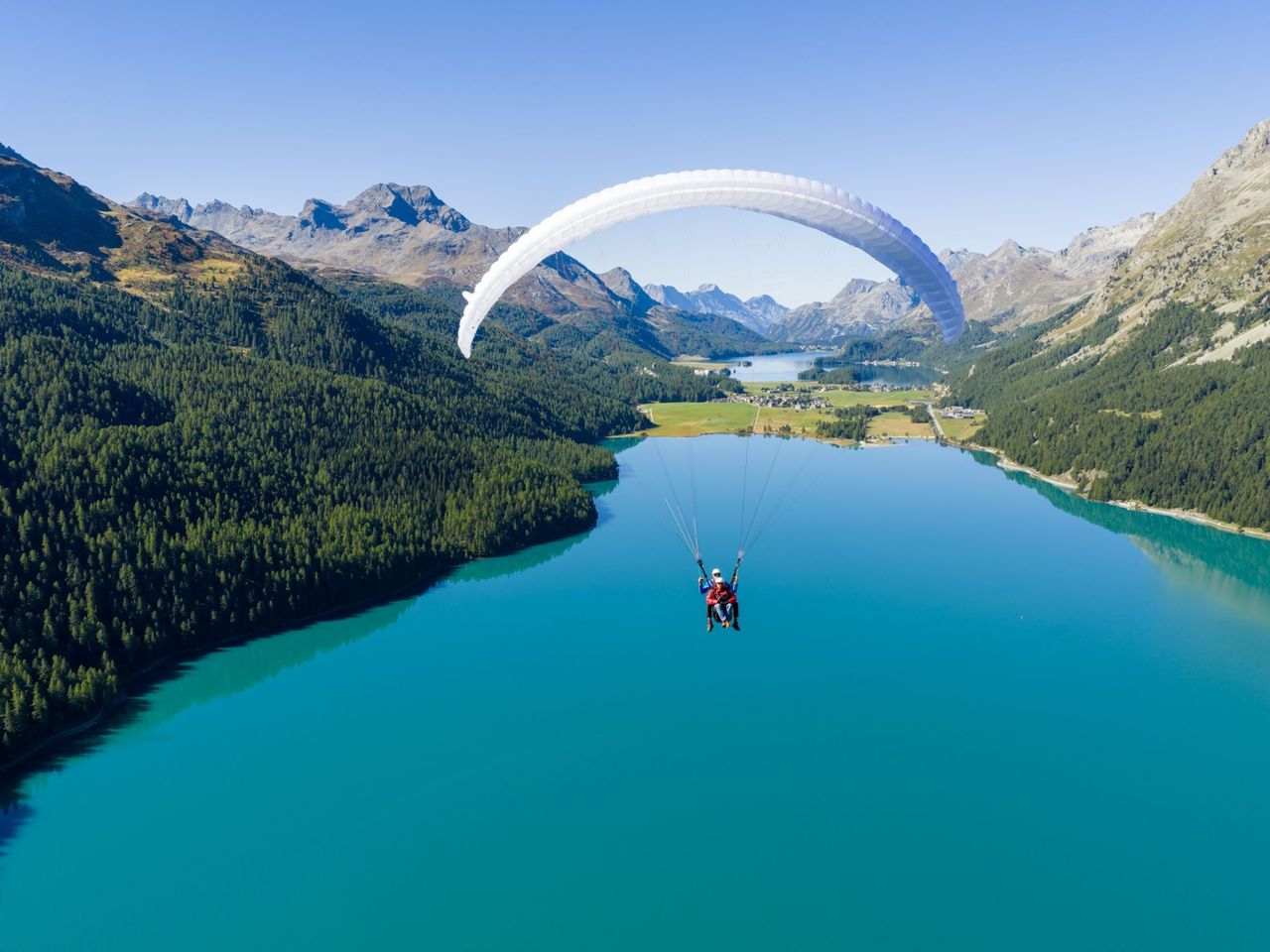 Paragliding privater Pilot ganzer Tag im Engadin