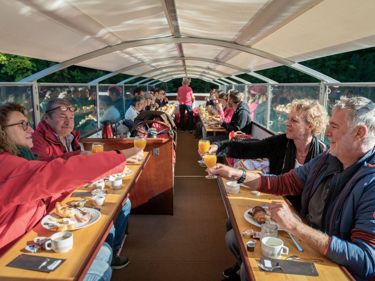 Rheinfall Brunch Schiff inkl. Rundfahrt 