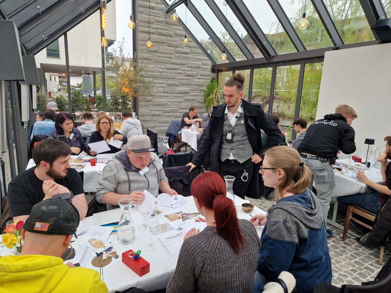 “Unseen Future Interactive” Krimidinner für alle Gruppengrössen in Zürich
