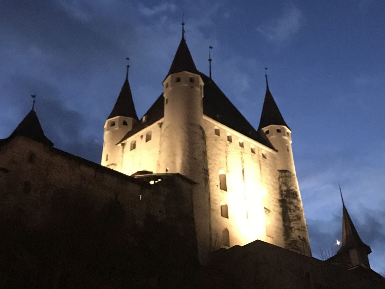 "Hinter Schloss und Riegel" Führung Schloss Thun für Gruppen