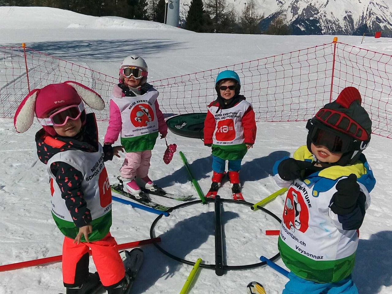 Ski school group for children aged 3 to 5 in Veysonnaz