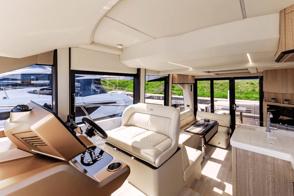 “Exquisite Weinverkostung und Cruise” auf dem Vierwaldstättersee mit Skipper