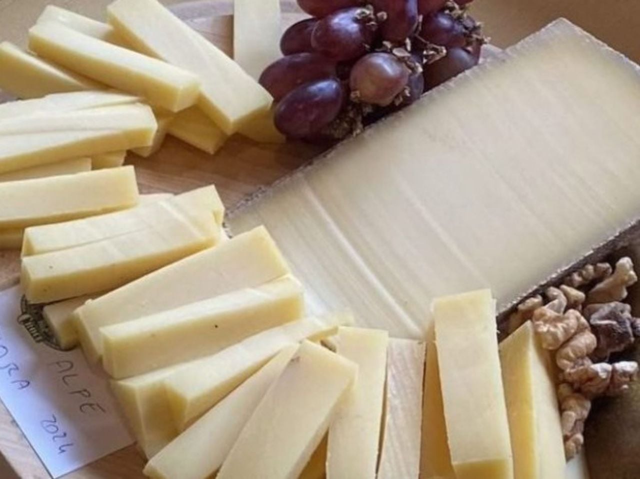 Private Old Town Tour with Cheese Tasting in Lucerne
