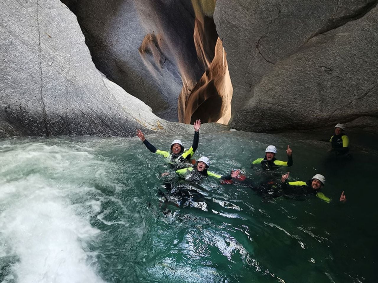 Canyoning Inferiore für Fortgeschrittene ab Cresciano
