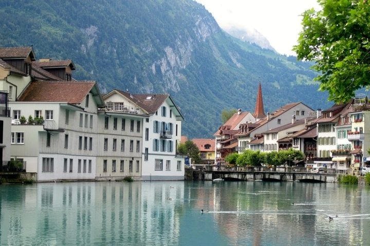 Visite guidée privée d’Interlaken et excursion au Harder Kulm