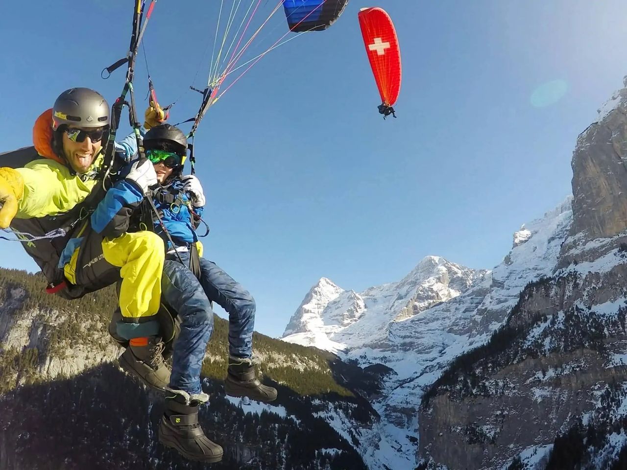 Lauterbrunnental Gleitschirmfliegen Tandem ab Mürren