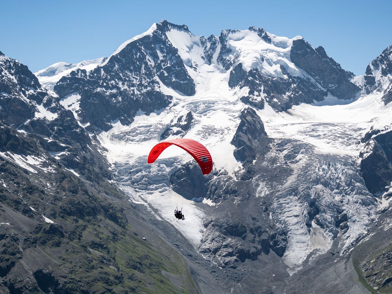 Engadin Gleitschirmfliegen mit tollen Extras