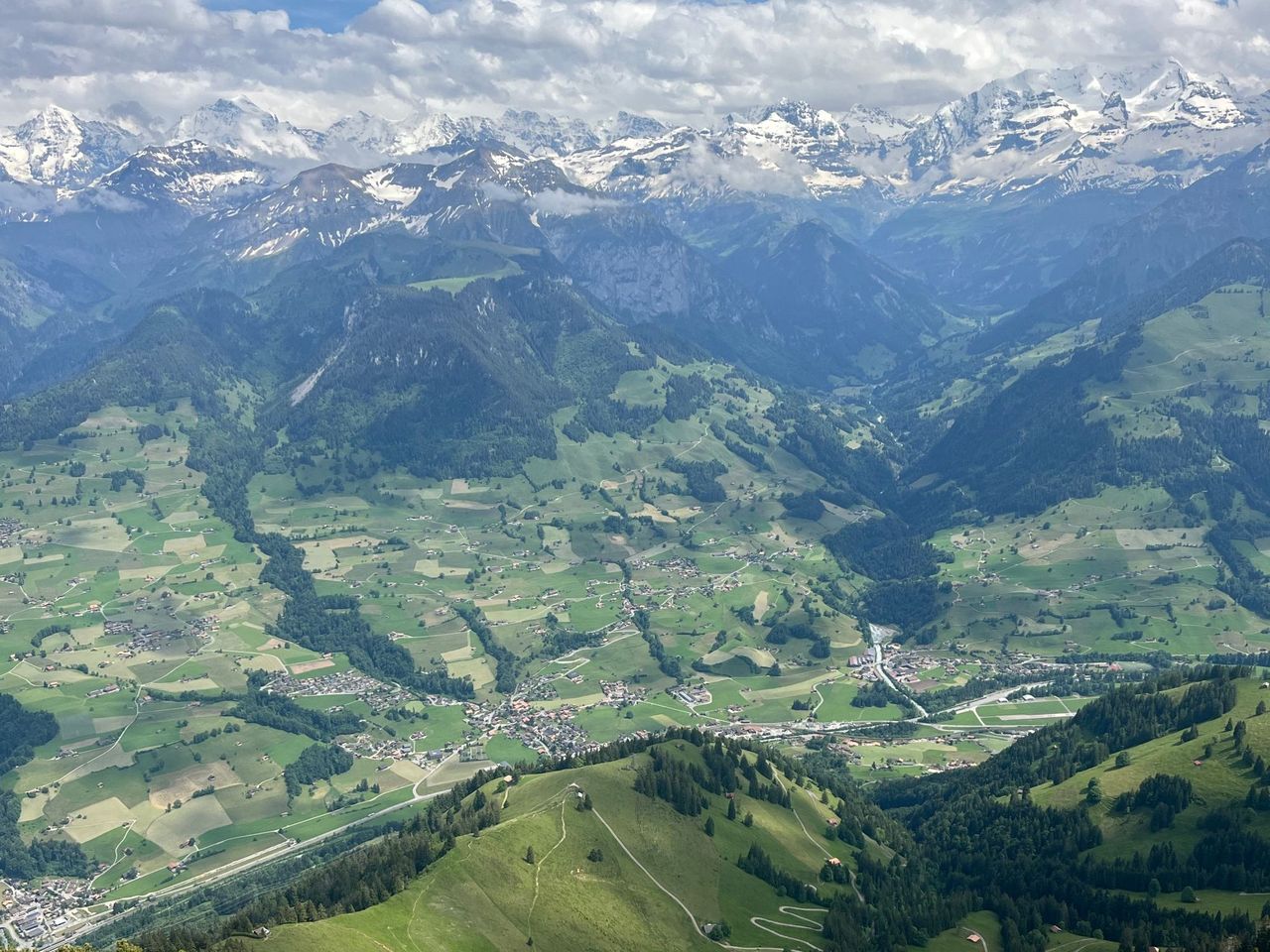 Niesen private Wanderung mit einem Schweizer Triathleten ab Spiez