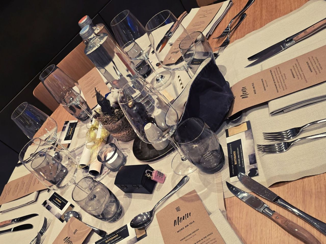 “Unseen Future Classic” Krimidinner für grosse Gruppen in Zürich