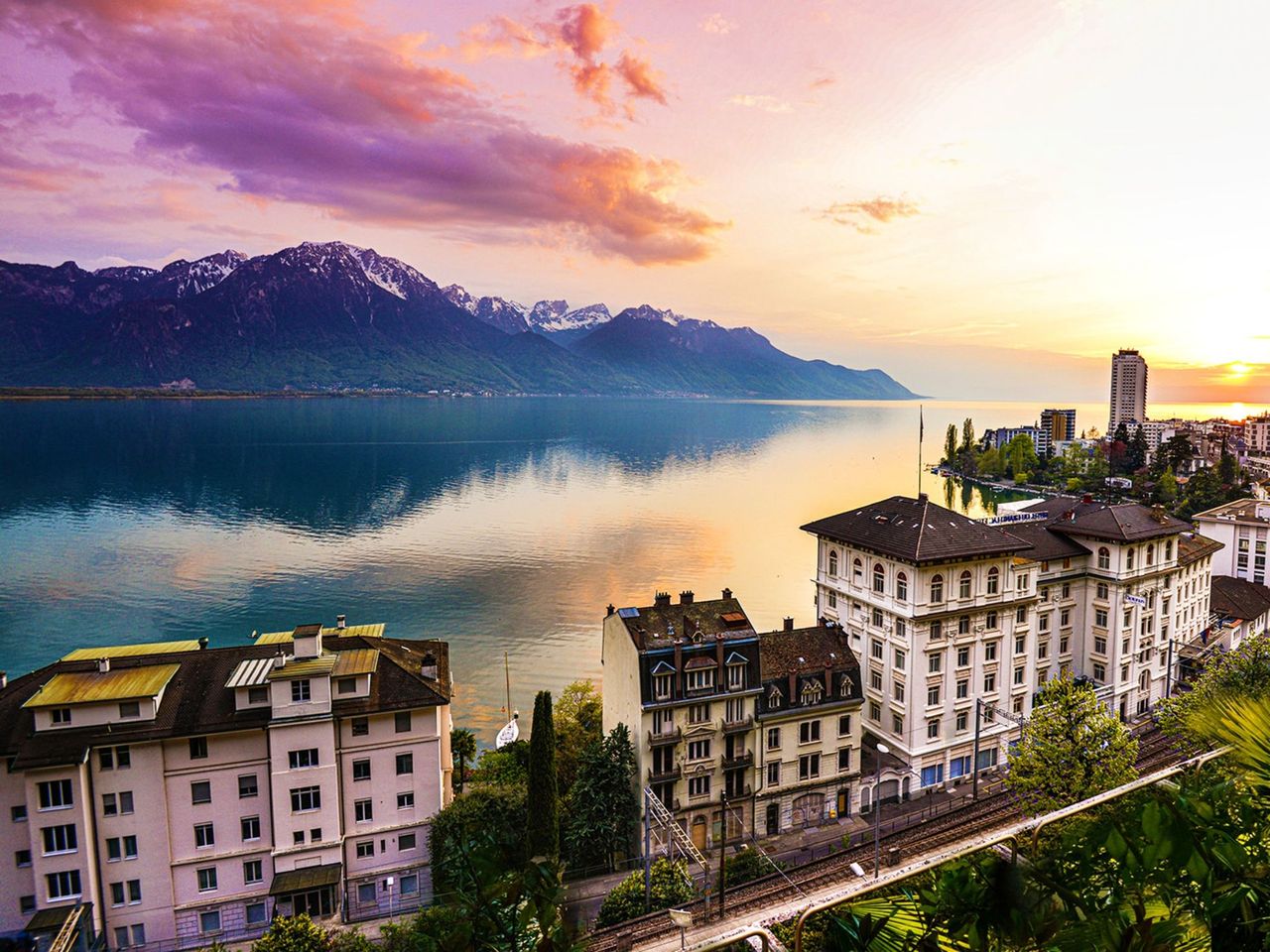Ab Lausanne: Bustour Montreux und Glacier 3000