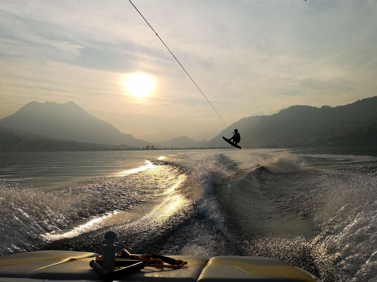 Privates Wakeboarden oder Wakesurfen Vierwaldstättersee