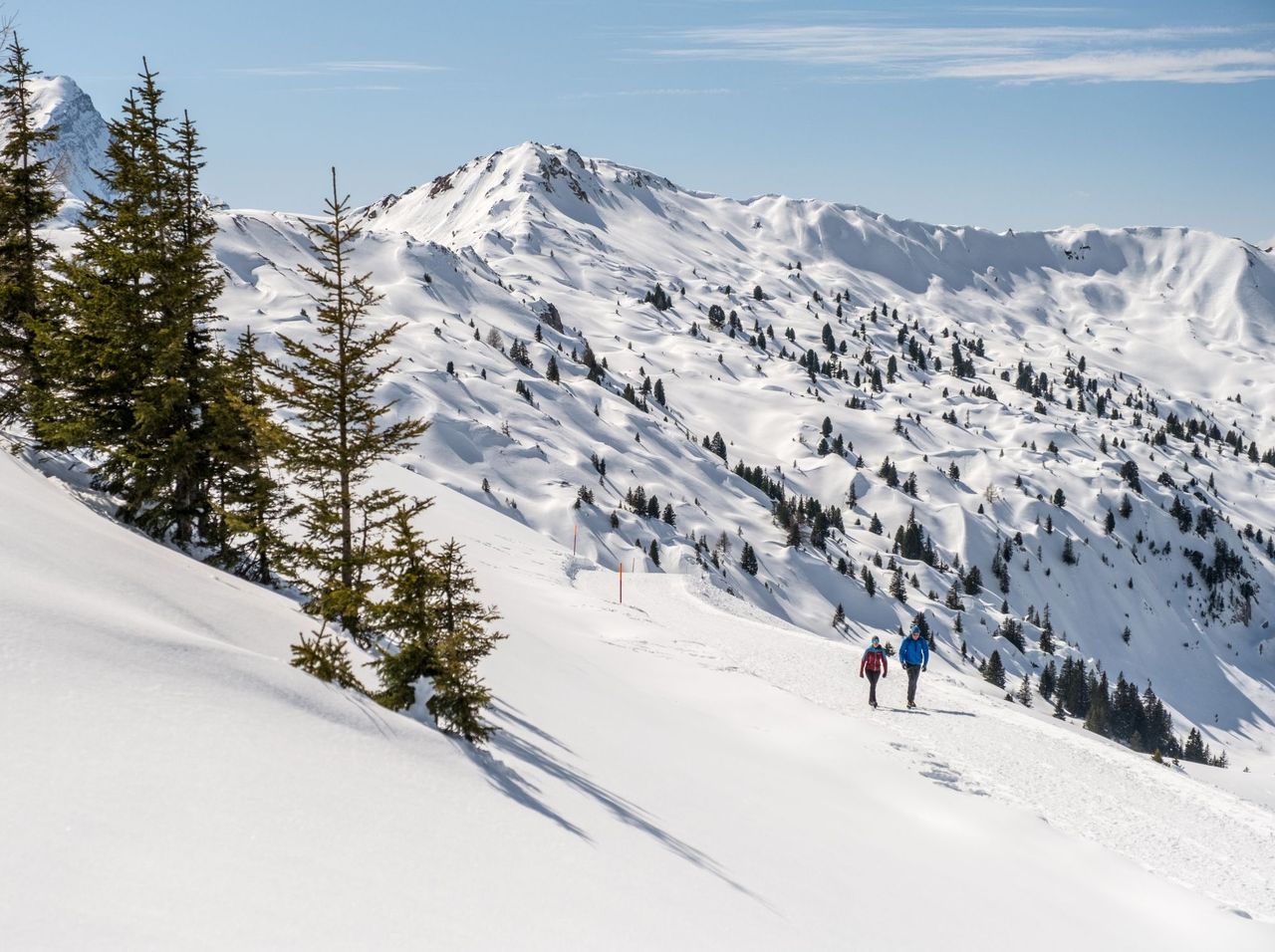 Winter hiking pass at Betelberg