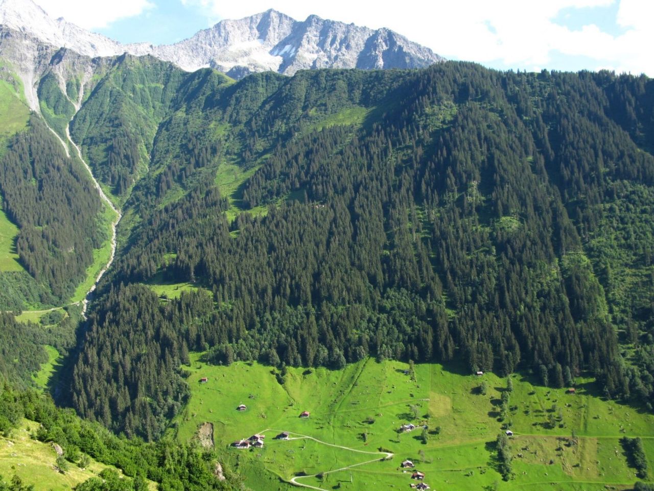 Tagesausflug nach Juf, dem höchstgelegenen dauerhaft bewohnten Dorf Europas