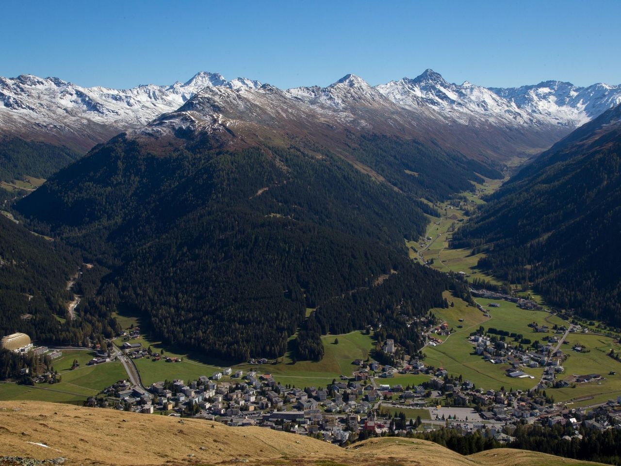 Flüela Pass Postbus Trip from Davos or Susch